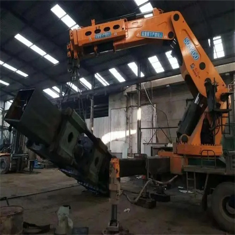 三更罗镇200吨折臂吊出租