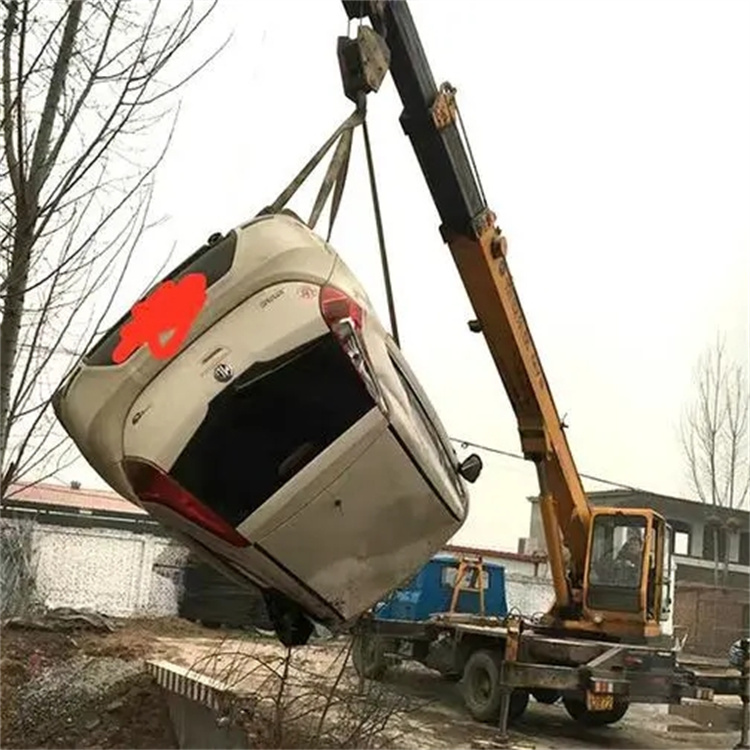 三更罗镇随时待命，吊车24小时道路救援服务全解析